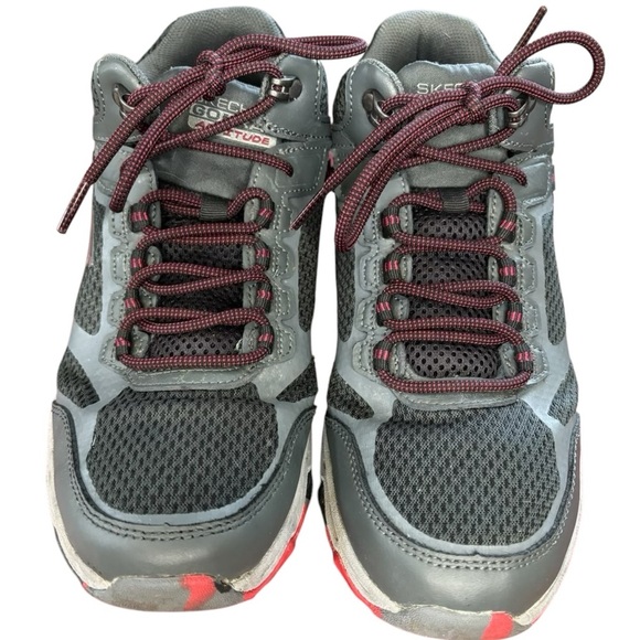 SOLD ❤️ Go Trail Water Repellent Gray and Red Trail Hiking Sneakers, Mens 7.5 - Picture 6 of 10